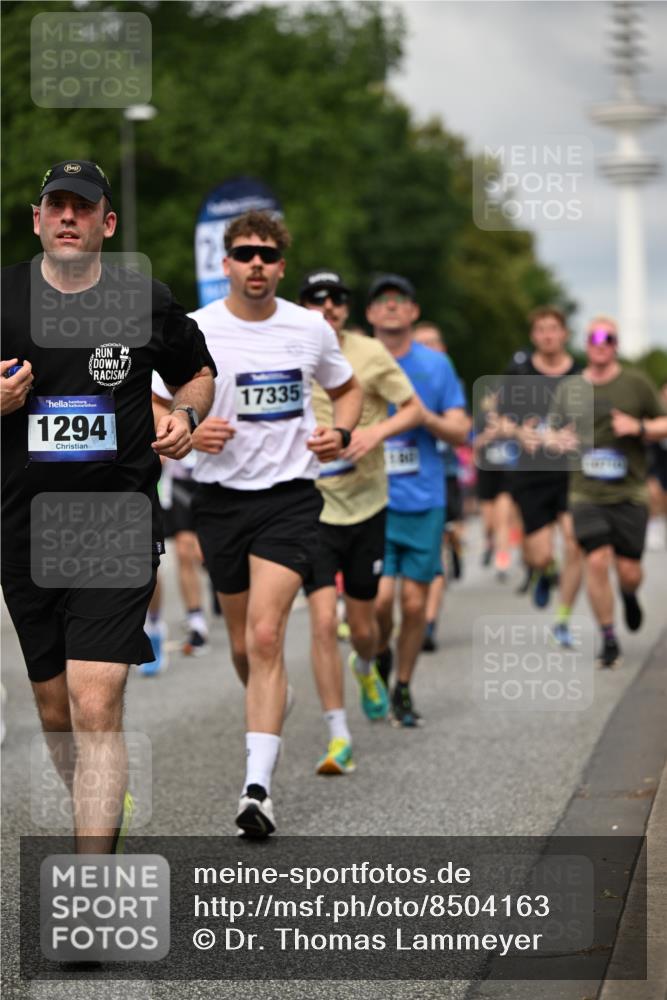 29.06.2025 - hella hamburg halbmarathon Dr. Thomas Lammeyer http://msf.ph/oto/8504163 29.06.2025 10:26:27 Kennedybrücke 1269, 1294, 1419, 1598, 1963, 2009, 2063, 2172, 2351, 2919, 3108, 3172, 3458, 3735, 3768, 3910, 3946, 4113, 4114, 4375, 4376, 4556, 4829, 5079, 6030, 6303, 6307, 6676, 6805, 6849, 6977, 7097, 7162, 7794, 8431, 8511, 8884, 8954, 9204, 9327, 9516, 9788, 9807, 10167, 10241, 10663, 10710, 10902, 10961, 11046 meine-sportfotos.de