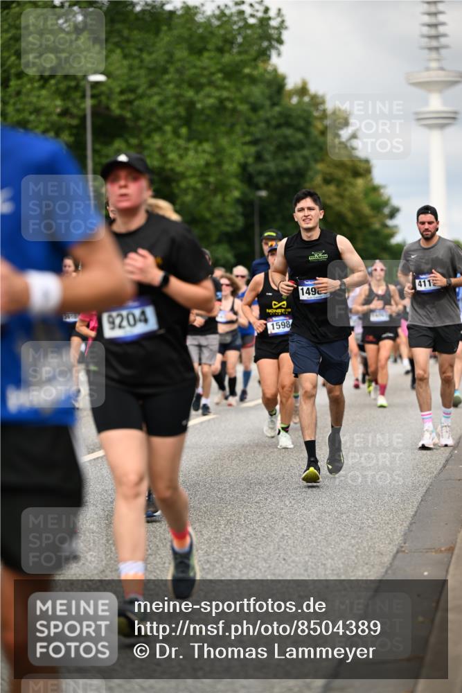 29.06.2025 - hella hamburg halbmarathon Dr. Thomas Lammeyer http://msf.ph/oto/8504389 29.06.2025 10:26:34 Kennedybrücke 1294, 1419, 1598, 1963, 2063, 2172, 2351, 2919, 3108, 3172, 3458, 3735, 3768, 3910, 3946, 3995, 4113, 4114, 4131, 4366, 4376, 4556, 4559, 4829, 4970, 5079, 6030, 6303, 6307, 6676, 6805, 6820, 6849, 6899, 6977, 7097, 7162, 7794, 8511, 8855, 8884, 8931, 8954, 9204, 9516, 9807, 10065, 10241, 10663, 10710, 10739, 10961, 11046 meine-sportfotos.de