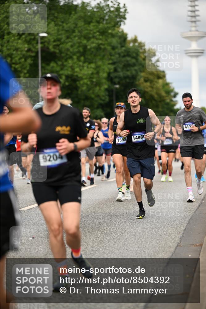 29.06.2025 - hella hamburg halbmarathon Dr. Thomas Lammeyer http://msf.ph/oto/8504392 29.06.2025 10:26:35 Kennedybrücke 1294, 1419, 1598, 1963, 2063, 2172, 2351, 2919, 3108, 3172, 3458, 3735, 3768, 3910, 3946, 3995, 4113, 4114, 4131, 4366, 4556, 4559, 4829, 4970, 5079, 6030, 6049, 6303, 6307, 6676, 6805, 6820, 6849, 6899, 6977, 7097, 7162, 7794, 7925, 8511, 8855, 8884, 8931, 8954, 9204, 9516, 9807, 10065, 10241, 10663, 10710, 10739, 10961, 11046 meine-sportfotos.de