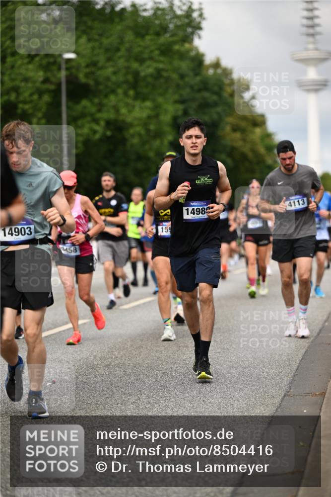 29.06.2025 - hella hamburg halbmarathon Dr. Thomas Lammeyer http://msf.ph/oto/8504416 29.06.2025 10:26:35 Kennedybrücke 1294, 1419, 1598, 1963, 2063, 2172, 2351, 2919, 3108, 3172, 3458, 3735, 3768, 3910, 3946, 3995, 4113, 4114, 4131, 4366, 4556, 4559, 4829, 4970, 5079, 6030, 6049, 6303, 6307, 6676, 6805, 6820, 6849, 6899, 6977, 7097, 7162, 7794, 7925, 8511, 8855, 8884, 8931, 8954, 9204, 9516, 9807, 10065, 10241, 10663, 10710, 10739, 10961, 11046 meine-sportfotos.de