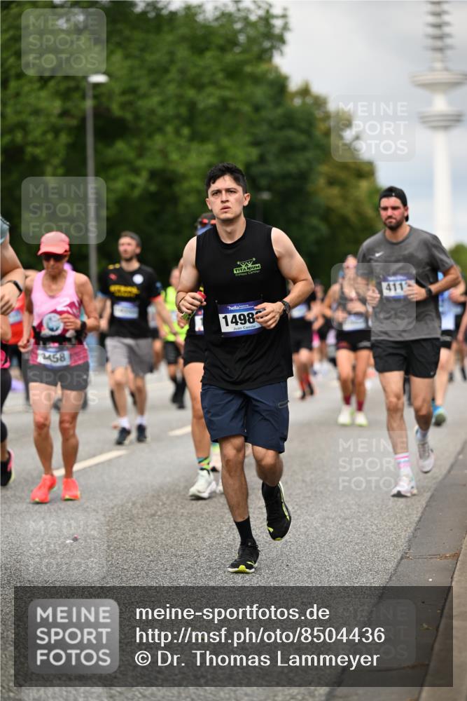29.06.2025 - hella hamburg halbmarathon Dr. Thomas Lammeyer http://msf.ph/oto/8504436 29.06.2025 10:26:36 Kennedybrücke 1294, 1419, 1598, 1963, 2063, 2172, 2351, 2919, 3108, 3172, 3458, 3735, 3768, 3910, 3946, 3995, 4113, 4114, 4131, 4366, 4556, 4559, 4829, 4970, 5079, 6030, 6049, 6303, 6307, 6805, 6820, 6826, 6849, 6899, 6977, 7097, 7162, 7794, 7925, 8511, 8855, 8884, 8931, 8954, 9204, 9516, 9807, 10065, 10210, 10241, 10663, 10710, 10739, 10961, 11046 meine-sportfotos.de