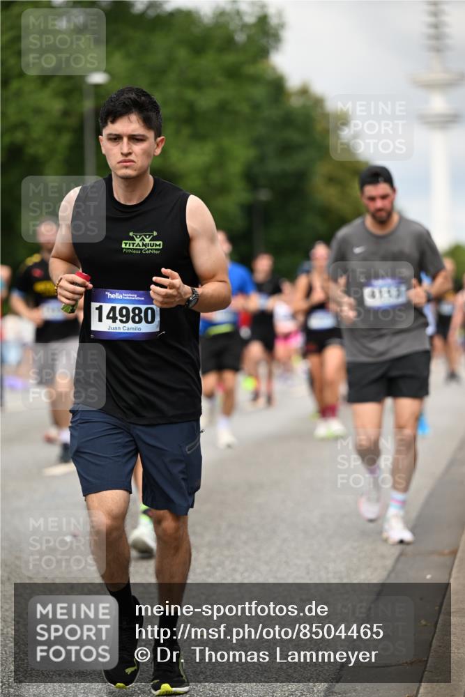 29.06.2025 - hella hamburg halbmarathon Dr. Thomas Lammeyer http://msf.ph/oto/8504465 29.06.2025 10:26:37 Kennedybrücke 1294, 1419, 1598, 1963, 2063, 2172, 2351, 2919, 3108, 3172, 3458, 3735, 3768, 3910, 3946, 3995, 4113, 4114, 4131, 4366, 4556, 4559, 4829, 4970, 5079, 6030, 6049, 6303, 6307, 6805, 6820, 6826, 6849, 6899, 6977, 7097, 7162, 7794, 7925, 8511, 8855, 8884, 8931, 9204, 9516, 9807, 10065, 10210, 10241, 10663, 10710, 10739, 10917, 10961, 11046 meine-sportfotos.de
