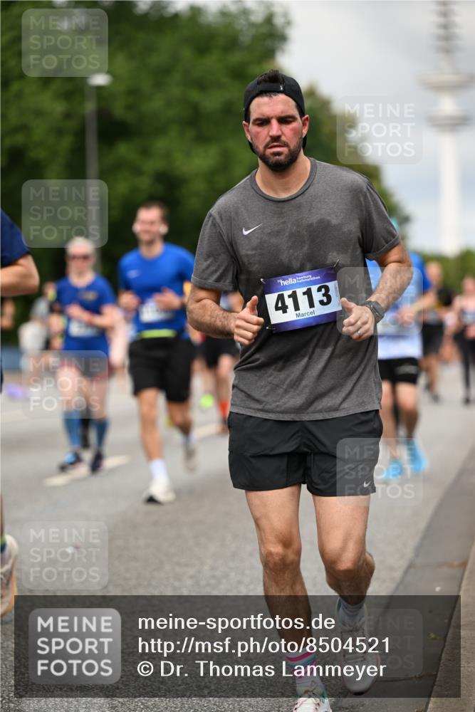 29.06.2025 - hella hamburg halbmarathon Dr. Thomas Lammeyer http://msf.ph/oto/8504521 29.06.2025 10:26:39 Kennedybrücke 1419, 1598, 2172, 2351, 2479, 3108, 3172, 3458, 3735, 3768, 3910, 3946, 3995, 4113, 4114, 4131, 4366, 4556, 4559, 4829, 4970, 5079, 6030, 6049, 6303, 6307, 6805, 6820, 6826, 6849, 6899, 6977, 7097, 7162, 7276, 7794, 7925, 8511, 8855, 8931, 9204, 9516, 9807, 10065, 10210, 10241, 10663, 10710, 10739, 10917, 10961, 11046 meine-sportfotos.de