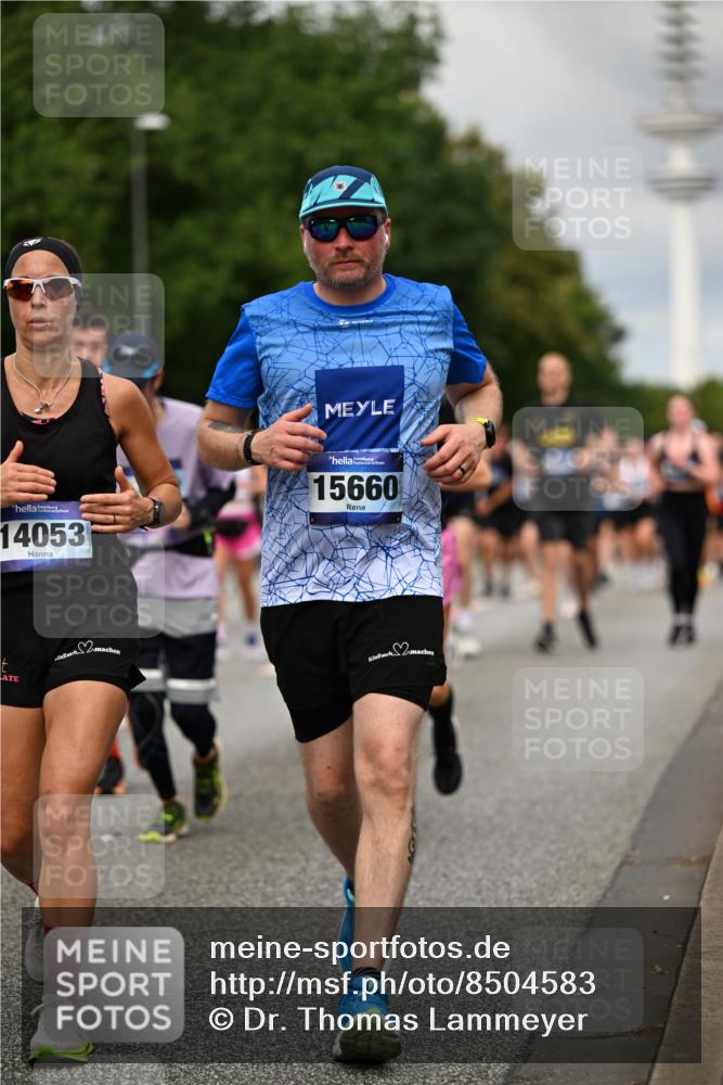 29.06.2025 - hella hamburg halbmarathon Dr. Thomas Lammeyer http://msf.ph/oto/8504583 29.06.2025 10:26:42 Kennedybrücke 1419, 1598, 2172, 2351, 2479, 2886, 3108, 3430, 3458, 3735, 3768, 3910, 3946, 3995, 4113, 4114, 4131, 4366, 4556, 4559, 4829, 4970, 5079, 6030, 6049, 6303, 6307, 6805, 6820, 6826, 6849, 6899, 6977, 7097, 7162, 7188, 7190, 7276, 7794, 7925, 8511, 8855, 8931, 9204, 9392, 9516, 10065, 10210, 10241, 10663, 10710, 10739, 10917, 10961, 11046 meine-sportfotos.de
