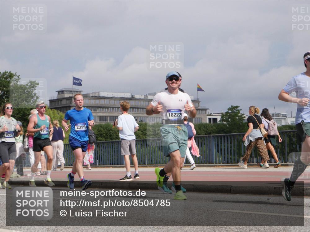 29.06.2025 - hella hamburg halbmarathon Luisa Fischer http://msf.ph/oto/8504785 29.06.2025 10:16:31 Kennedybrücke 6207, 9190, 2359, 18222, 1194, 1939, 2055, 2359, 2721, 2904, 2987, 5232, 6207, 7460, 9612 meine-sportfotos.de