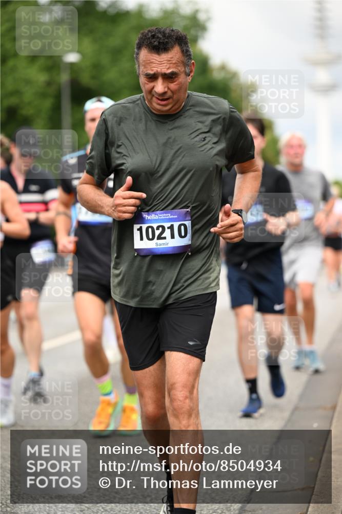 29.06.2025 - hella hamburg halbmarathon Dr. Thomas Lammeyer http://msf.ph/oto/8504934 29.06.2025 10:26:54 Kennedybrücke 2351, 2479, 2744, 2886, 3430, 3600, 3601, 3995, 4131, 4190, 4266, 4366, 4559, 4970, 6048, 6049, 6307, 6820, 6826, 6881, 6899, 7188, 7190, 7276, 7925, 8511, 8855, 8931, 9392, 10065, 10210, 10432, 10573, 10739, 10917 meine-sportfotos.de