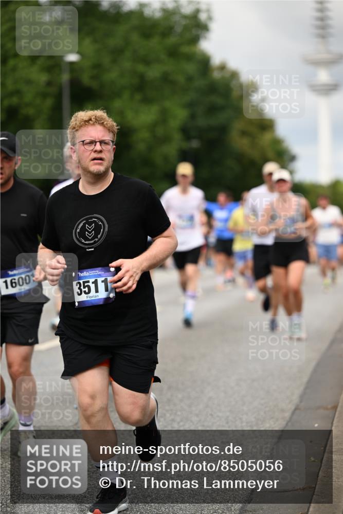 29.06.2025 - hella hamburg halbmarathon Dr. Thomas Lammeyer http://msf.ph/oto/8505056 29.06.2025 10:26:58 Kennedybrücke 2479, 2514, 2744, 2886, 3003, 3430, 3600, 3601, 3769, 3995, 4131, 4190, 4266, 4366, 4559, 4969, 4970, 5838, 6048, 6049, 6747, 6820, 6826, 6881, 6899, 7188, 7190, 7276, 7891, 7925, 8855, 8931, 9256, 9392, 10065, 10210, 10432, 10573, 10739, 10917 meine-sportfotos.de
