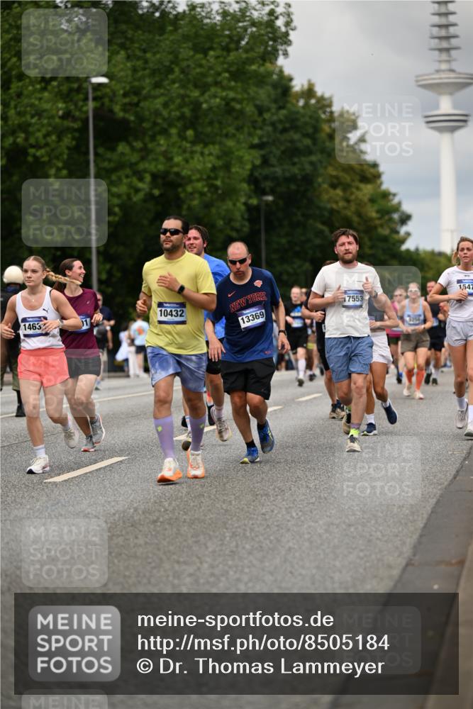 29.06.2025 - hella hamburg halbmarathon Dr. Thomas Lammeyer http://msf.ph/oto/8505184 29.06.2025 10:27:03 Kennedybrücke 2022, 2479, 2514, 2744, 2886, 3003, 3430, 3600, 3601, 3769, 4190, 4266, 4366, 4969, 4970, 5629, 5798, 5838, 6048, 6049, 6747, 6784, 6785, 6826, 6881, 7188, 7190, 7276, 7891, 7925, 8355, 8715, 8931, 9256, 9392, 10088, 10210, 10432, 10573, 10917 meine-sportfotos.de