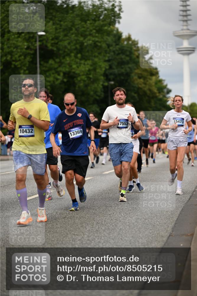 29.06.2025 - hella hamburg halbmarathon Dr. Thomas Lammeyer http://msf.ph/oto/8505215 29.06.2025 10:27:05 Kennedybrücke 2022, 2294, 2479, 2514, 2744, 2886, 3003, 3430, 3600, 3601, 3769, 4190, 4266, 4969, 5223, 5629, 5798, 5838, 6048, 6049, 6747, 6784, 6785, 6826, 6881, 7188, 7190, 7266, 7276, 7891, 7925, 8355, 8715, 9256, 9392, 10088, 10210, 10432, 10573, 10917 meine-sportfotos.de