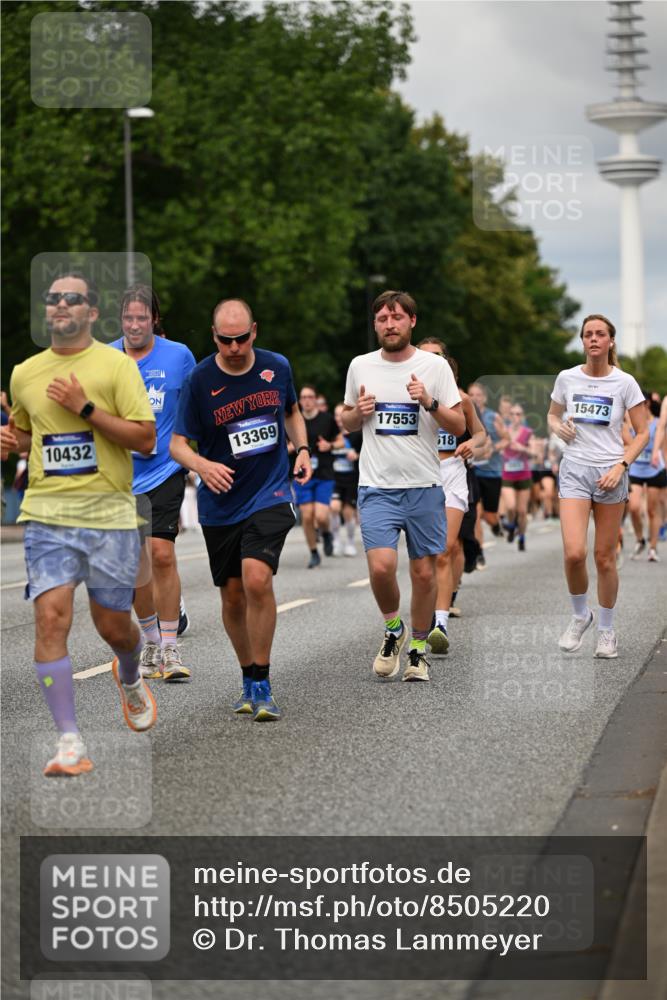 29.06.2025 - hella hamburg halbmarathon Dr. Thomas Lammeyer http://msf.ph/oto/8505220 29.06.2025 10:27:05 Kennedybrücke 2022, 2294, 2479, 2514, 2744, 2886, 3003, 3430, 3600, 3601, 3769, 4190, 4266, 4969, 5223, 5629, 5798, 5838, 6048, 6049, 6747, 6784, 6785, 6826, 6881, 7188, 7190, 7266, 7276, 7891, 7925, 8355, 8715, 9256, 9392, 10088, 10210, 10432, 10573, 10917 meine-sportfotos.de