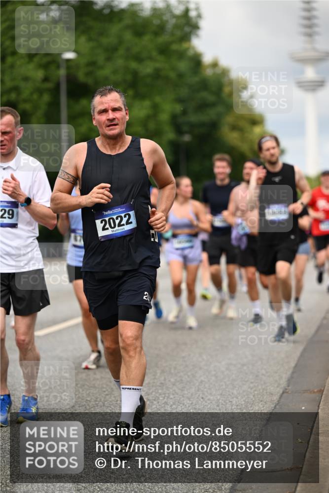 29.06.2025 - hella hamburg halbmarathon Dr. Thomas Lammeyer http://msf.ph/oto/8505552 29.06.2025 10:27:17 Kennedybrücke 1029, 1187, 1372, 1853, 2022, 2294, 2514, 3003, 3029, 3600, 3601, 3769, 4728, 4793, 4969, 5223, 5629, 5798, 5838, 6048, 6578, 6747, 6784, 6785, 7266, 7891, 7919, 8355, 8715, 9256, 9301, 9512, 10088, 10432 meine-sportfotos.de