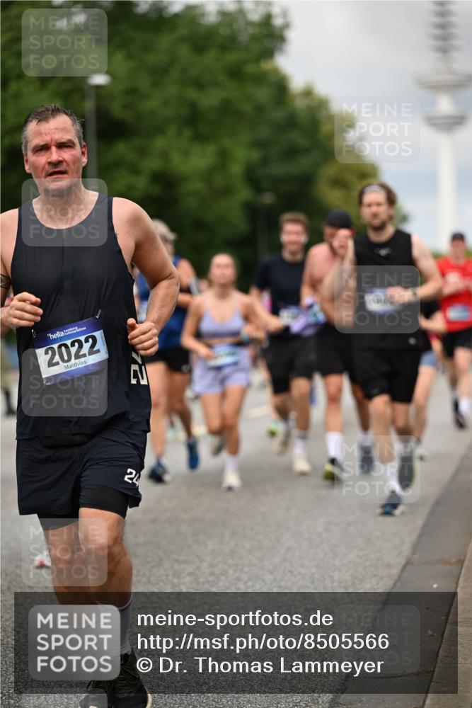 29.06.2025 - hella hamburg halbmarathon Dr. Thomas Lammeyer http://msf.ph/oto/8505566 29.06.2025 10:27:18 Kennedybrücke 1029, 1187, 1362, 1372, 1853, 2022, 2294, 2514, 3003, 3029, 3600, 3601, 3769, 4728, 4793, 4969, 5223, 5629, 5798, 5838, 6048, 6578, 6747, 6784, 6785, 7266, 7891, 7919, 8355, 8715, 9256, 9301, 9512, 9913, 10088, 10432 meine-sportfotos.de