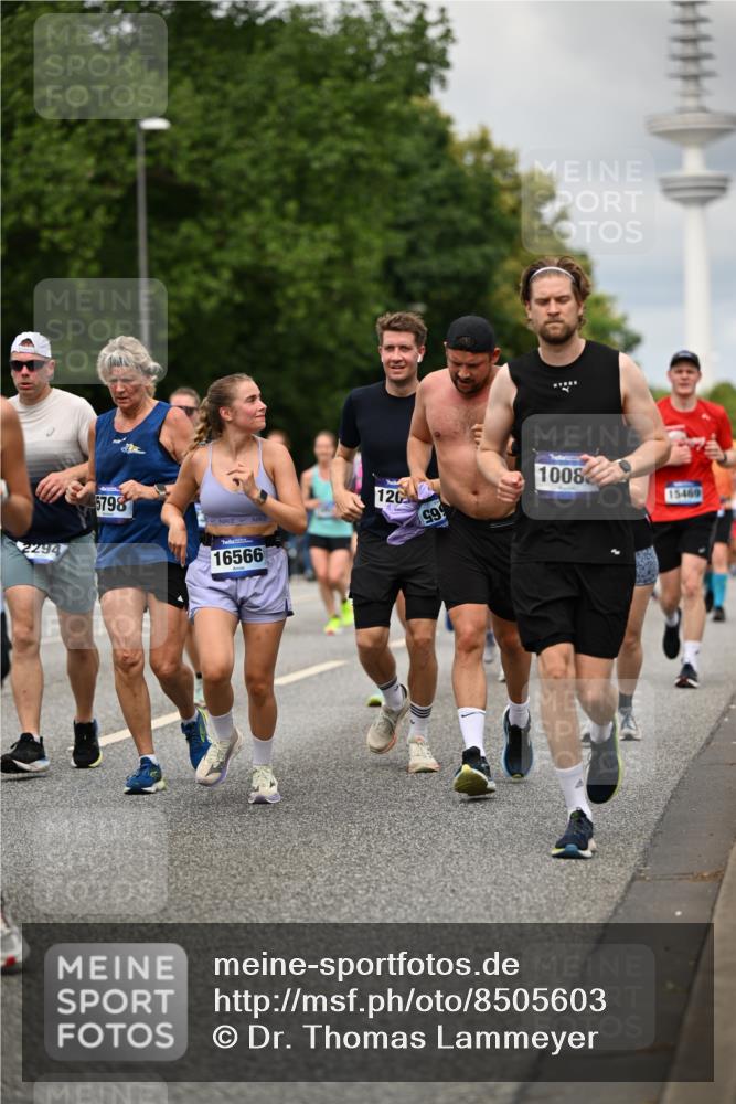 29.06.2025 - hella hamburg halbmarathon Dr. Thomas Lammeyer http://msf.ph/oto/8505603 29.06.2025 10:27:18 Kennedybrücke 1029, 1187, 1362, 1372, 1853, 2022, 2294, 2514, 3003, 3029, 3600, 3601, 3769, 4728, 4793, 4969, 5223, 5629, 5798, 5838, 6048, 6578, 6747, 6784, 6785, 7266, 7891, 7919, 8355, 8715, 9256, 9301, 9512, 9913, 10088, 10432 meine-sportfotos.de