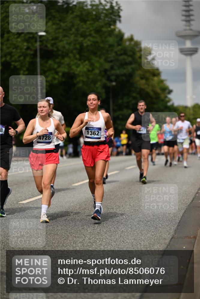 29.06.2025 - hella hamburg halbmarathon Dr. Thomas Lammeyer http://msf.ph/oto/8506076 29.06.2025 10:27:34 Kennedybrücke 1029, 1187, 1362, 1372, 1382, 1853, 2294, 2925, 3013, 3029, 4728, 4793, 5223, 5343, 6578, 7266, 7919, 8687, 8688, 9133, 9301, 9512, 9913 meine-sportfotos.de