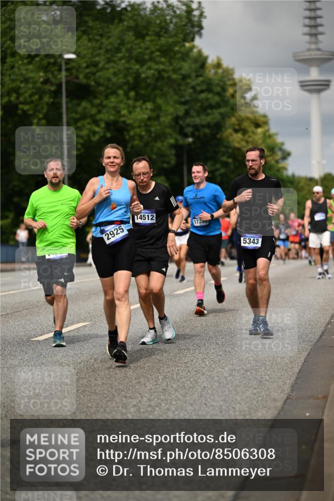 29.06.2025 - hella hamburg halbmarathon Dr. Thomas Lammeyer http://msf.ph/oto/8506308 29.06.2025 10:27:41 Kennedybrücke 1003, 1029, 1048, 1187, 1362, 1382, 2925, 3013, 3029, 4728, 4793, 5343, 7820, 8687, 8688, 8716, 9133, 9301, 9512, 9877, 9913 meine-sportfotos.de