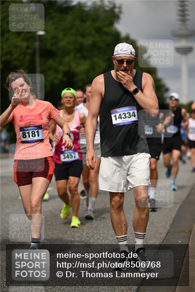 29.06.2025 - hella hamburg halbmarathon Dr. Thomas Lammeyer http://msf.ph/oto/8506768 29.06.2025 10:28:00 Kennedybrücke 1003, 1048, 1382, 2125, 3034, 3285, 3457, 4464, 4684, 5406, 6502, 7021, 7029, 7820, 8181, 8716, 9217, 9877, 10649 meine-sportfotos.de