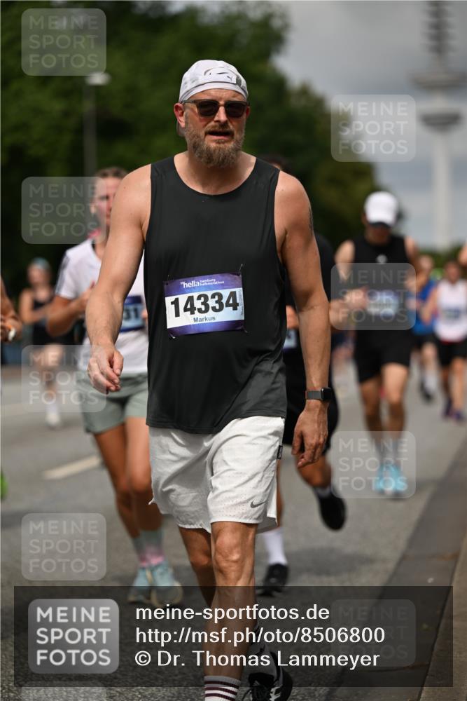 29.06.2025 - hella hamburg halbmarathon Dr. Thomas Lammeyer http://msf.ph/oto/8506800 29.06.2025 10:28:01 Kennedybrücke 1003, 1048, 1382, 2125, 3034, 3285, 3457, 4464, 4684, 5406, 6502, 7021, 7029, 7820, 8181, 8716, 9217, 9877, 10649 meine-sportfotos.de