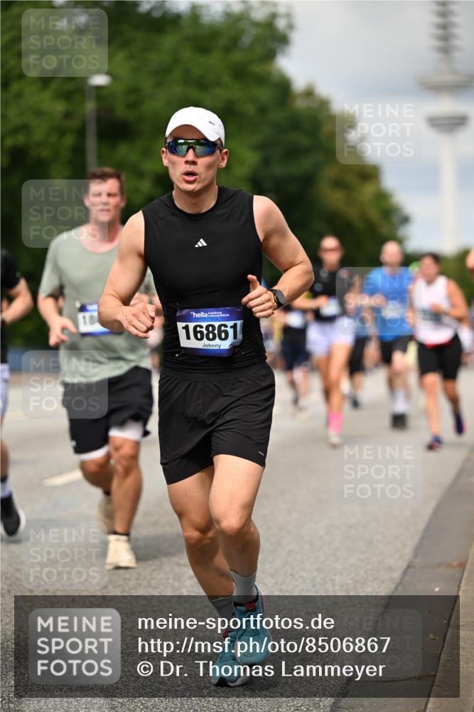 29.06.2025 - hella hamburg halbmarathon Dr. Thomas Lammeyer http://msf.ph/oto/8506867 29.06.2025 10:28:04 Kennedybrücke 1003, 1048, 1382, 1444, 2125, 2489, 3034, 3285, 3457, 4464, 4684, 5406, 6502, 7021, 7029, 7820, 8031, 8181, 8716, 9217, 9877, 10649 meine-sportfotos.de