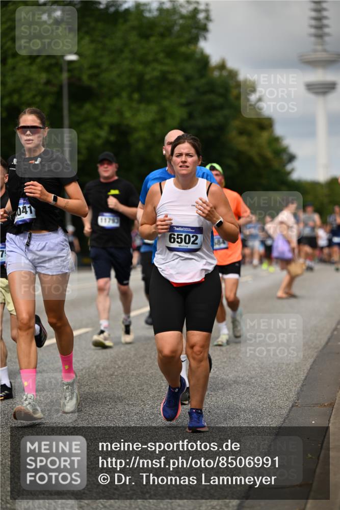 29.06.2025 - hella hamburg halbmarathon Dr. Thomas Lammeyer http://msf.ph/oto/8506991 29.06.2025 10:28:08 Kennedybrücke 1003, 1048, 1444, 2108, 2125, 2489, 3034, 3185, 3285, 3457, 4391, 4464, 4597, 4684, 5406, 6502, 7013, 7021, 7029, 7820, 8031, 8149, 8181, 8716, 9217, 9715, 10649 meine-sportfotos.de