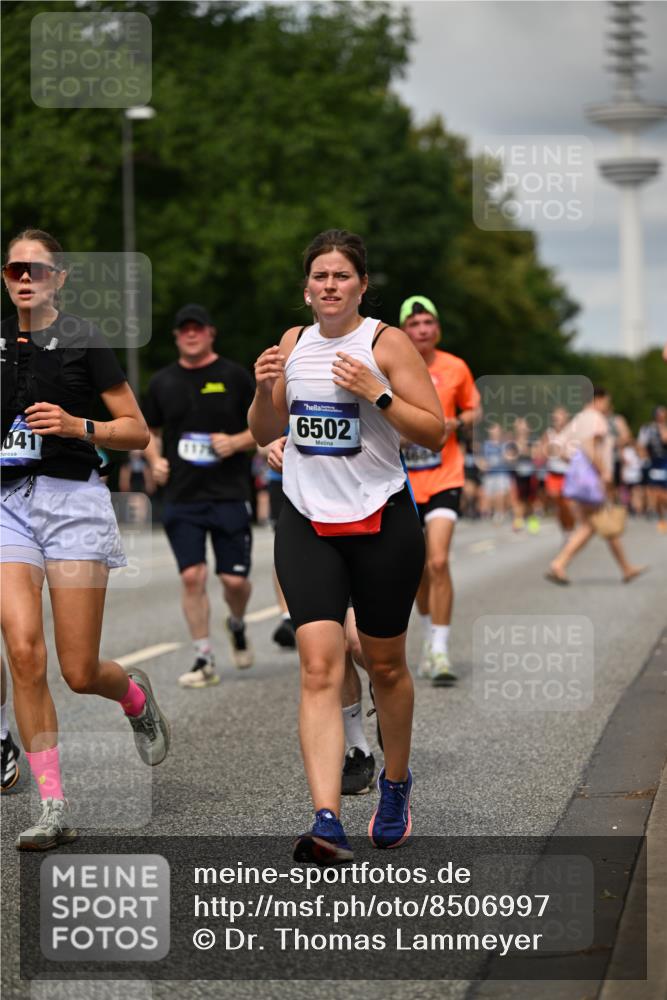29.06.2025 - hella hamburg halbmarathon Dr. Thomas Lammeyer http://msf.ph/oto/8506997 29.06.2025 10:28:08 Kennedybrücke 1003, 1048, 1444, 2108, 2125, 2489, 3034, 3185, 3285, 3457, 4391, 4464, 4597, 4684, 5406, 6502, 7013, 7021, 7029, 7820, 8031, 8149, 8181, 8716, 9217, 9715, 10649 meine-sportfotos.de