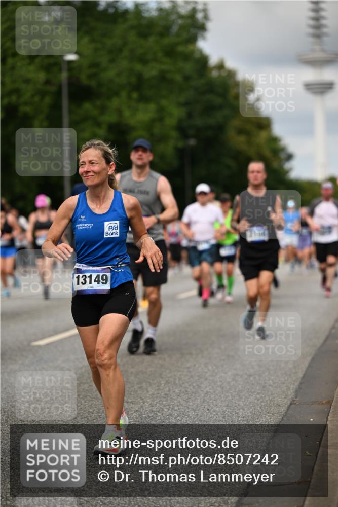 29.06.2025 - hella hamburg halbmarathon Dr. Thomas Lammeyer http://msf.ph/oto/8507242 29.06.2025 10:28:22 Kennedybrücke 1005, 1009, 1304, 1444, 1545, 2108, 2489, 2766, 3034, 3185, 3285, 3579, 4122, 4391, 4597, 4684, 4993, 5055, 5160, 5661, 7013, 8031, 8149, 8297, 8676, 8717, 9217, 9603, 9715, 11300, 11415 meine-sportfotos.de