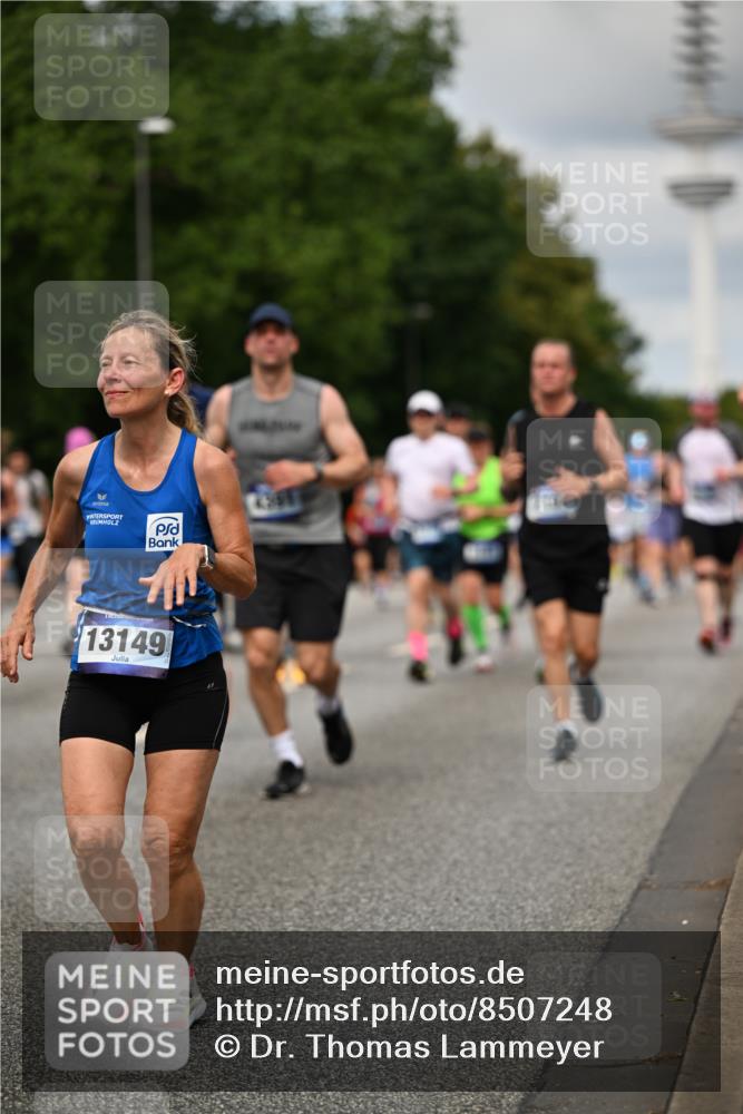 29.06.2025 - hella hamburg halbmarathon Dr. Thomas Lammeyer http://msf.ph/oto/8507248 29.06.2025 10:28:22 Kennedybrücke 1005, 1009, 1304, 1444, 1545, 2108, 2489, 2766, 3034, 3185, 3285, 3579, 4122, 4391, 4597, 4684, 4993, 5055, 5160, 5661, 7013, 8031, 8149, 8297, 8676, 8717, 9217, 9603, 9715, 11300, 11415 meine-sportfotos.de
