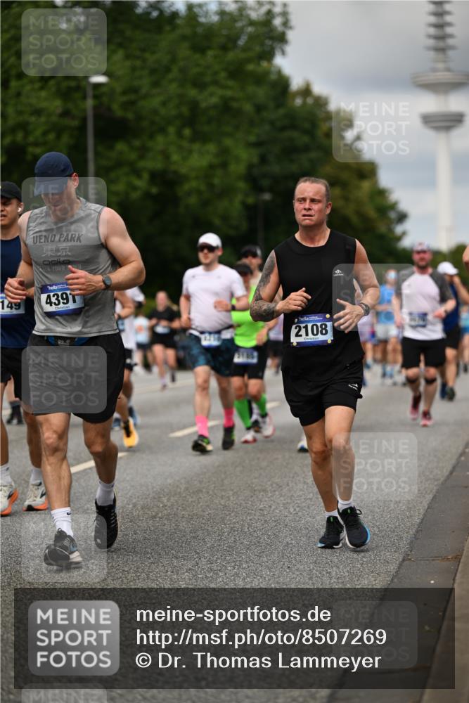 29.06.2025 - hella hamburg halbmarathon Dr. Thomas Lammeyer http://msf.ph/oto/8507269 29.06.2025 10:28:24 Kennedybrücke 1005, 1009, 1304, 1444, 1545, 2108, 2489, 2766, 3034, 3185, 3579, 4122, 4391, 4597, 4993, 5055, 5160, 5661, 7013, 8031, 8141, 8149, 8297, 8676, 8717, 9217, 9603, 9715, 11300, 11415 meine-sportfotos.de