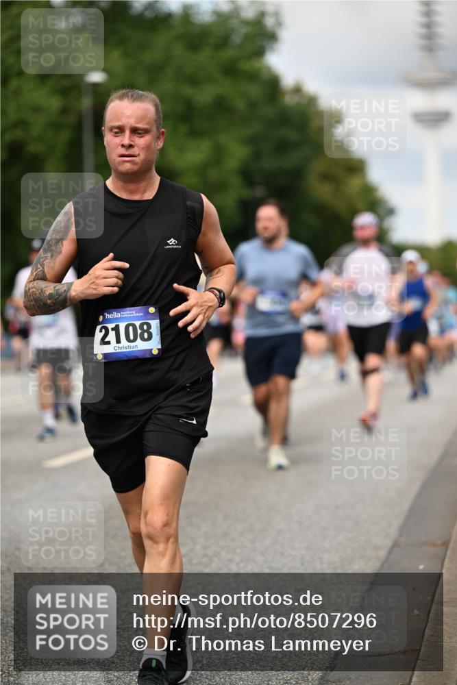 29.06.2025 - hella hamburg halbmarathon Dr. Thomas Lammeyer http://msf.ph/oto/8507296 29.06.2025 10:28:25 Kennedybrücke 1005, 1009, 1304, 1444, 1545, 2108, 2489, 2766, 3185, 3579, 4122, 4391, 4597, 4993, 5055, 5160, 5661, 7013, 8031, 8141, 8149, 8297, 8676, 8717, 9217, 9603, 9715, 11300, 11415 meine-sportfotos.de