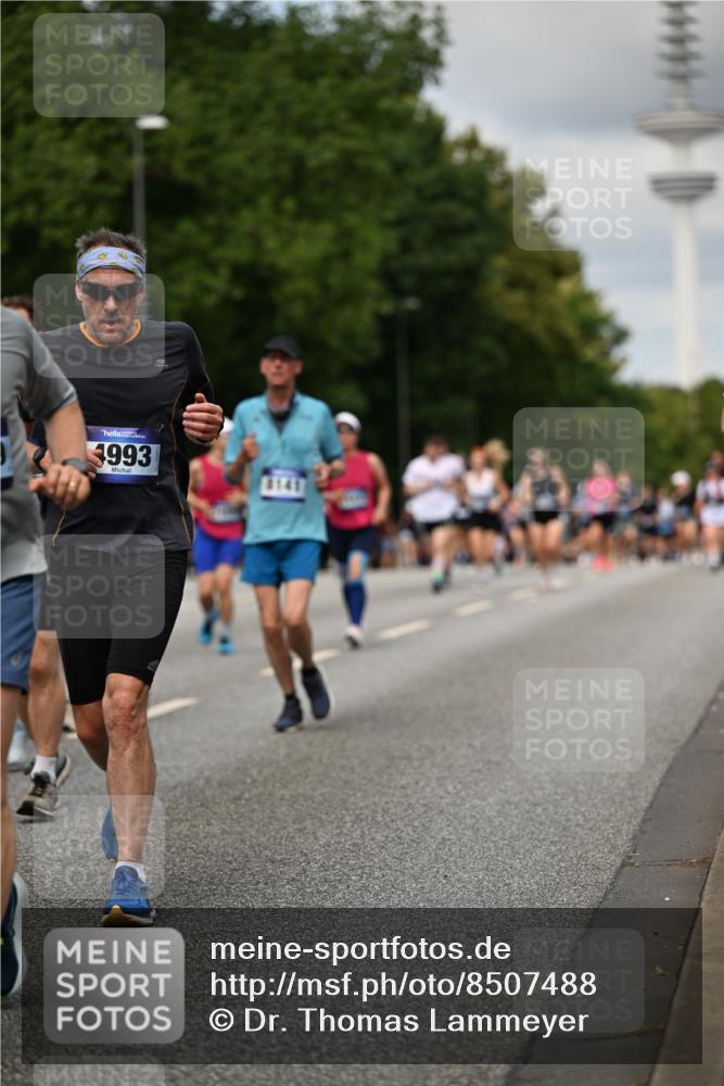 29.06.2025 - hella hamburg halbmarathon Dr. Thomas Lammeyer http://msf.ph/oto/8507488 29.06.2025 10:28:37 Kennedybrücke 1005, 1009, 1304, 1545, 2766, 3185, 3579, 4122, 4162, 4391, 4597, 4646, 4993, 5039, 5055, 5160, 5258, 5260, 5661, 5954, 7013, 7426, 8141, 8149, 8187, 8297, 8676, 8717, 8918, 8920, 9603, 9715, 11300, 11415 meine-sportfotos.de
