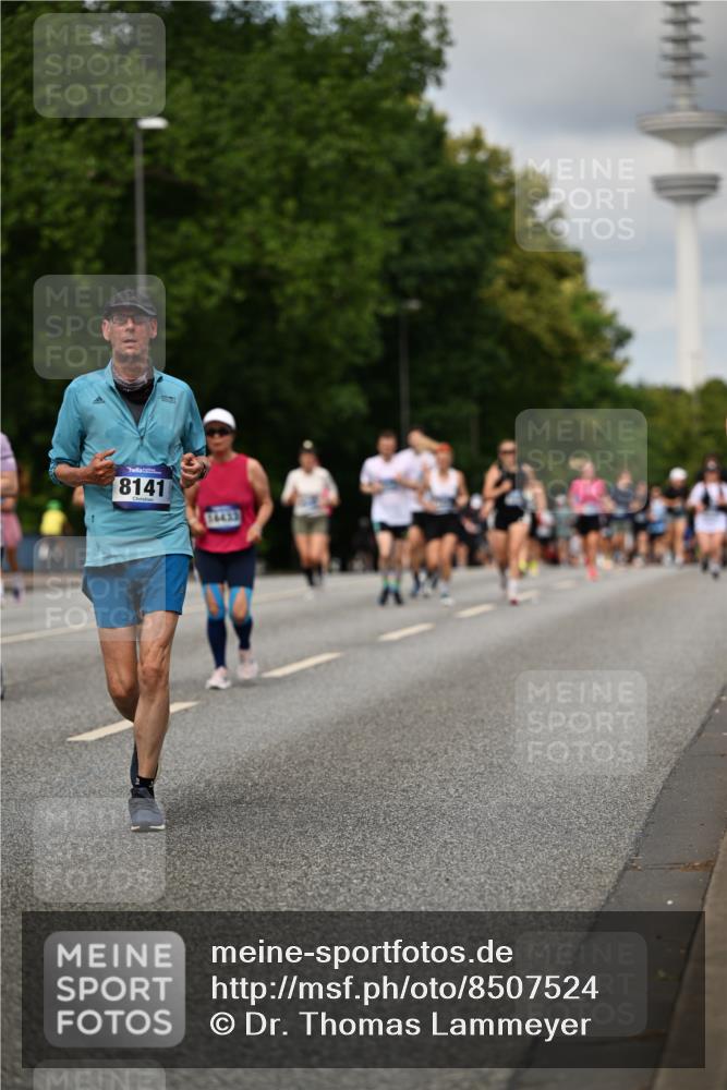29.06.2025 - hella hamburg halbmarathon Dr. Thomas Lammeyer http://msf.ph/oto/8507524 29.06.2025 10:28:39 Kennedybrücke 1005, 1009, 1304, 1545, 2766, 3579, 4122, 4162, 4646, 4993, 5039, 5055, 5160, 5258, 5260, 5661, 5954, 7426, 7920, 8141, 8187, 8297, 8676, 8717, 8918, 8920, 9603, 11300, 11415 meine-sportfotos.de