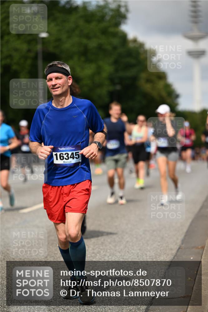 29.06.2025 - hella hamburg halbmarathon Dr. Thomas Lammeyer http://msf.ph/oto/8507870 29.06.2025 10:28:59 Kennedybrücke 1389, 1395, 2477, 2944, 3421, 3786, 4162, 4221, 4719, 5039, 5358, 5954, 6524, 6526, 7426, 7528, 7920, 7975, 8167, 8187, 8502, 8918, 8920, 9063, 10907, 11044, 11306, 11347 meine-sportfotos.de