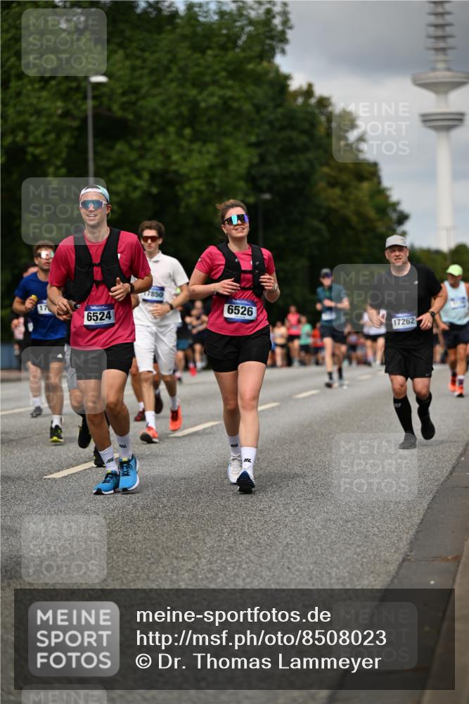 29.06.2025 - hella hamburg halbmarathon Dr. Thomas Lammeyer http://msf.ph/oto/8508023 29.06.2025 10:29:08 Kennedybrücke 1389, 1395, 2132, 2249, 2280, 2477, 2944, 3343, 3421, 3786, 4221, 4624, 4719, 5138, 5358, 5829, 5830, 6524, 6526, 7528, 7920, 7975, 8167, 8502, 9063, 10907, 11044, 11306, 11347 meine-sportfotos.de