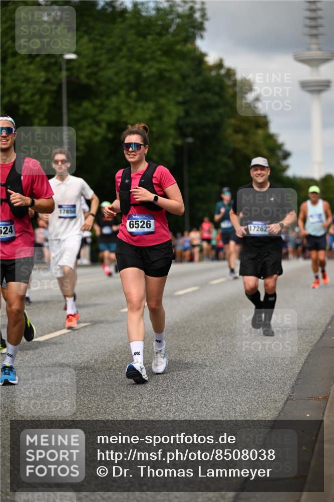 29.06.2025 - hella hamburg halbmarathon Dr. Thomas Lammeyer http://msf.ph/oto/8508038 29.06.2025 10:29:09 Kennedybrücke 1389, 1395, 2132, 2249, 2280, 2477, 2944, 3343, 3421, 3786, 4221, 4624, 4719, 5138, 5358, 5829, 5830, 6524, 6526, 7528, 7920, 7975, 8167, 8502, 9063, 10907, 11044, 11306, 11347 meine-sportfotos.de