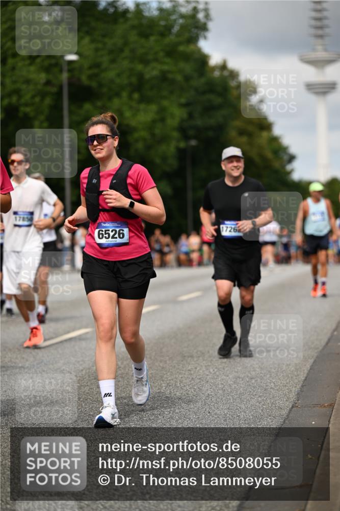 29.06.2025 - hella hamburg halbmarathon Dr. Thomas Lammeyer http://msf.ph/oto/8508055 29.06.2025 10:29:10 Kennedybrücke 1352, 1389, 1395, 2132, 2249, 2280, 2477, 2944, 3343, 3421, 3786, 4221, 4624, 4719, 5138, 5358, 5829, 5830, 6524, 6526, 7528, 7975, 8167, 8502, 9063, 10907, 11044, 11306, 11347 meine-sportfotos.de