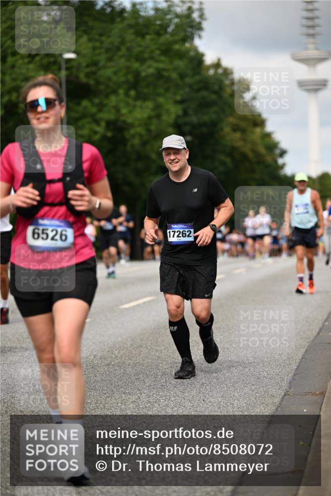 29.06.2025 - hella hamburg halbmarathon Dr. Thomas Lammeyer http://msf.ph/oto/8508072 29.06.2025 10:29:11 Kennedybrücke 1352, 1389, 1395, 2132, 2249, 2280, 2477, 2944, 3343, 3421, 3786, 4221, 4624, 4719, 5138, 5358, 5829, 5830, 6524, 6526, 7528, 7975, 8167, 8502, 9063, 10907, 11044, 11306, 11347 meine-sportfotos.de