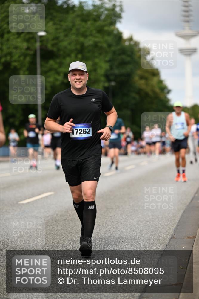 29.06.2025 - hella hamburg halbmarathon Dr. Thomas Lammeyer http://msf.ph/oto/8508095 29.06.2025 10:29:12 Kennedybrücke 1352, 1389, 1395, 2132, 2249, 2280, 2477, 2944, 3343, 3421, 3786, 4221, 4624, 4719, 5138, 5358, 5829, 5830, 6261, 6524, 6526, 7528, 7975, 8167, 8502, 9063, 10907, 11044, 11306, 11347 meine-sportfotos.de