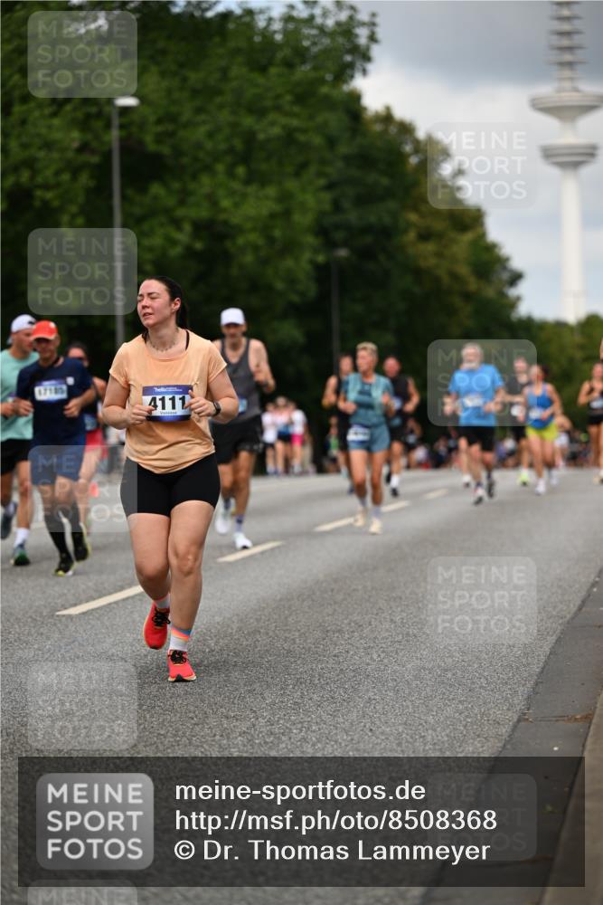 29.06.2025 - hella hamburg halbmarathon Dr. Thomas Lammeyer http://msf.ph/oto/8508368 29.06.2025 10:29:36 Kennedybrücke 1352, 2000, 2249, 3099, 3113, 3132, 4008, 4010, 4111, 4444, 4797, 5814, 6261, 7778, 8083, 8276, 8962, 9927 meine-sportfotos.de