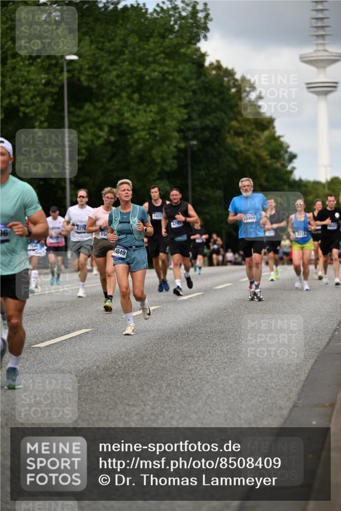 29.06.2025 - hella hamburg halbmarathon Dr. Thomas Lammeyer http://msf.ph/oto/8508409 29.06.2025 10:29:39 Kennedybrücke 1352, 1627, 2000, 3053, 3099, 3113, 3132, 3920, 4008, 4010, 4111, 4444, 4797, 5814, 6261, 7778, 8083, 8276, 8962, 9927, 11157 meine-sportfotos.de