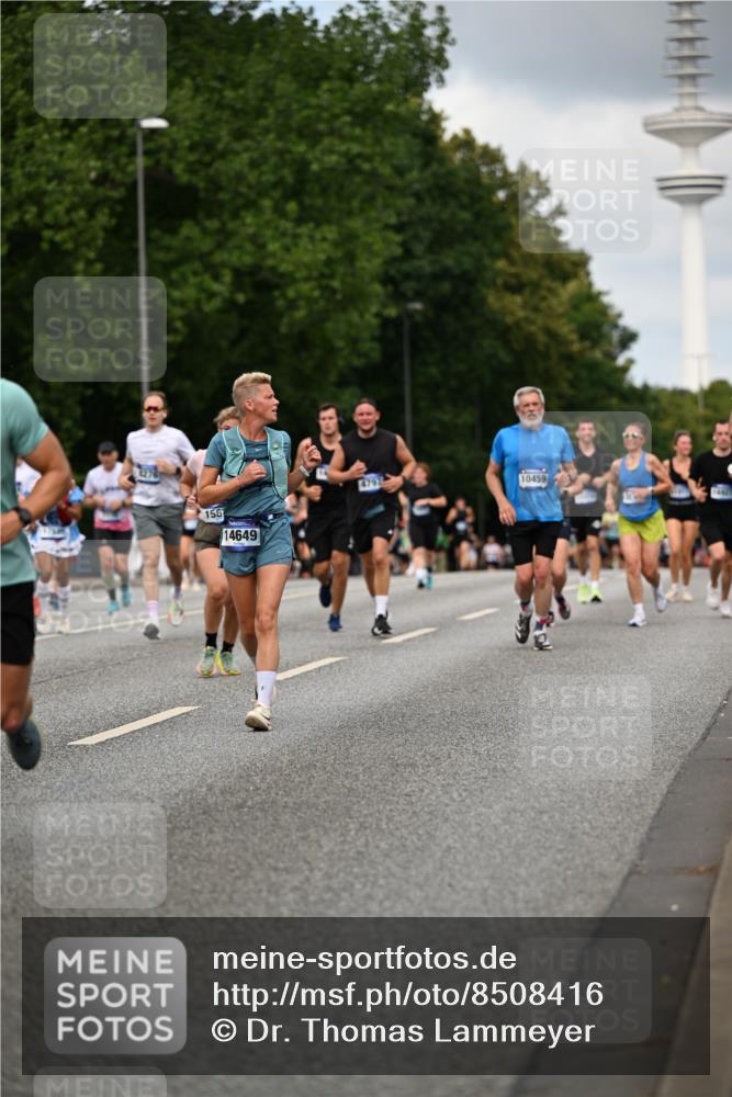 29.06.2025 - hella hamburg halbmarathon Dr. Thomas Lammeyer http://msf.ph/oto/8508416 29.06.2025 10:29:39 Kennedybrücke 1352, 1627, 2000, 3053, 3099, 3113, 3132, 3920, 4008, 4010, 4111, 4444, 4797, 5814, 6261, 7778, 8083, 8276, 8962, 9927, 11157 meine-sportfotos.de