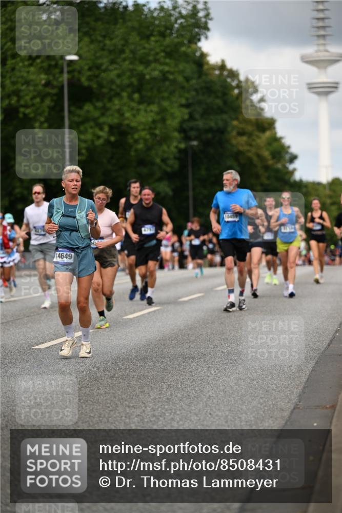 29.06.2025 - hella hamburg halbmarathon Dr. Thomas Lammeyer http://msf.ph/oto/8508431 29.06.2025 10:29:40 Kennedybrücke 1352, 1627, 2000, 3053, 3099, 3113, 3132, 3920, 4008, 4010, 4111, 4444, 4797, 5814, 6261, 7778, 8083, 8276, 8962, 9927, 11157 meine-sportfotos.de