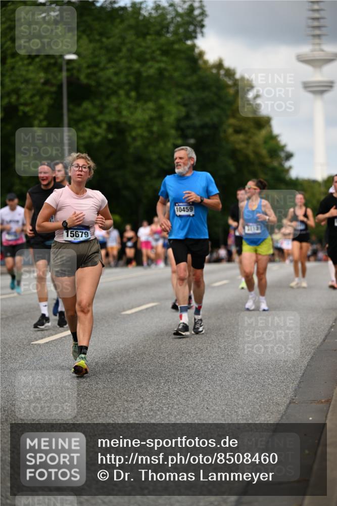 29.06.2025 - hella hamburg halbmarathon Dr. Thomas Lammeyer http://msf.ph/oto/8508460 29.06.2025 10:29:43 Kennedybrücke 1627, 2000, 3053, 3099, 3113, 3132, 3920, 4008, 4010, 4111, 4444, 4797, 5814, 7778, 8083, 8276, 8962, 9927, 11157 meine-sportfotos.de