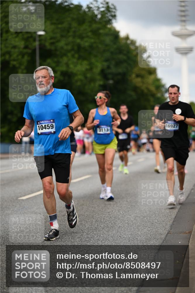 29.06.2025 - hella hamburg halbmarathon Dr. Thomas Lammeyer http://msf.ph/oto/8508497 29.06.2025 10:29:45 Kennedybrücke 1627, 1740, 2000, 3053, 3099, 3113, 3132, 3920, 4008, 4010, 4111, 4444, 4797, 5814, 7778, 8083, 8276, 8962, 9927, 11157, 11400 meine-sportfotos.de