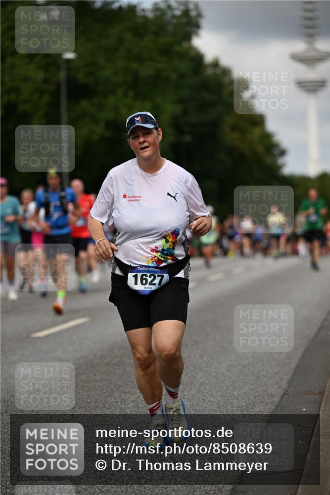 29.06.2025 - hella hamburg halbmarathon Dr. Thomas Lammeyer http://msf.ph/oto/8508639 29.06.2025 10:29:57 Kennedybrücke 1093, 1305, 1627, 1740, 2000, 2278, 3053, 3099, 3113, 3920, 3961, 3963, 4444, 4797, 5814, 6663, 6869, 7778, 8276, 8357, 11157, 11400 meine-sportfotos.de