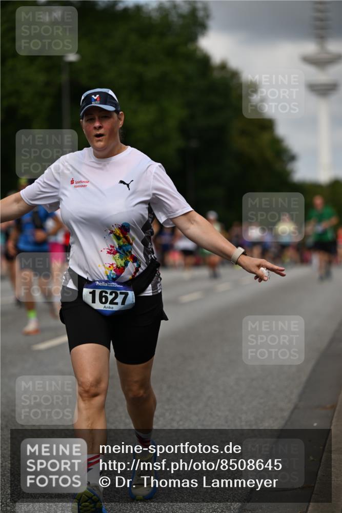 29.06.2025 - hella hamburg halbmarathon Dr. Thomas Lammeyer http://msf.ph/oto/8508645 29.06.2025 10:29:57 Kennedybrücke 1093, 1305, 1627, 1740, 2000, 2278, 3053, 3099, 3113, 3920, 3961, 3963, 4444, 4797, 5814, 6663, 6869, 7778, 8276, 8357, 11157, 11400 meine-sportfotos.de