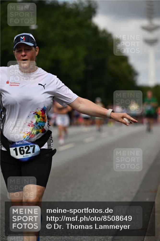 29.06.2025 - hella hamburg halbmarathon Dr. Thomas Lammeyer http://msf.ph/oto/8508649 29.06.2025 10:29:57 Kennedybrücke 1093, 1305, 1627, 1740, 2000, 2278, 3053, 3099, 3113, 3920, 3961, 3963, 4444, 4797, 5814, 6663, 6869, 7778, 8276, 8357, 11157, 11400 meine-sportfotos.de