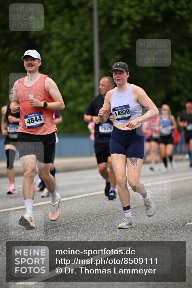 29.06.2025 - hella hamburg halbmarathon Dr. Thomas Lammeyer http://msf.ph/oto/8509111 29.06.2025 10:31:03 Kennedybrücke 1300, 1481, 2306, 2775, 4267, 4268, 4315, 4844, 5494, 6159, 6625, 6905, 7929, 8281, 8306, 8674, 8942, 9811, 10077, 10104, 11110, 11256 meine-sportfotos.de