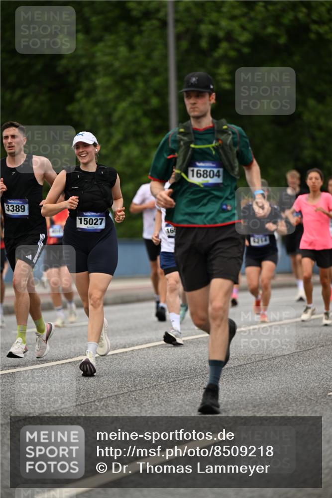 29.06.2025 - hella hamburg halbmarathon Dr. Thomas Lammeyer http://msf.ph/oto/8509218 29.06.2025 10:31:26 Kennedybrücke 1481, 2045, 2643, 3389, 4507, 4509, 5177, 5495, 6214, 7314, 7978, 8085, 9688, 10077, 10158, 10205 meine-sportfotos.de