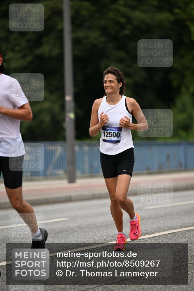 29.06.2025 - hella hamburg halbmarathon Dr. Thomas Lammeyer http://msf.ph/oto/8509267 29.06.2025 10:31:34 Kennedybrücke 2045, 2080, 2643, 3389, 4507, 4509, 5177, 5369, 5495, 6214, 7314, 7944, 7978, 8085, 8215, 9688, 10158, 10205 meine-sportfotos.de