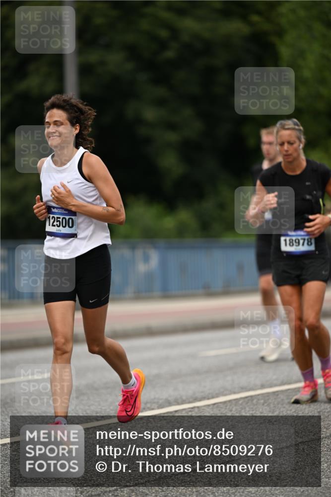 29.06.2025 - hella hamburg halbmarathon Dr. Thomas Lammeyer http://msf.ph/oto/8509276 29.06.2025 10:31:34 Kennedybrücke 2045, 2080, 2643, 3389, 4507, 4509, 5177, 5369, 5495, 6214, 7314, 7944, 7978, 8085, 8215, 9688, 10158, 10205 meine-sportfotos.de