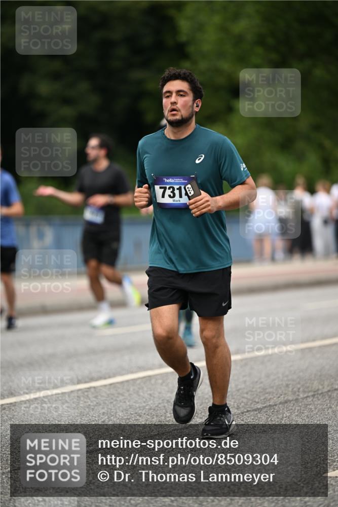 29.06.2025 - hella hamburg halbmarathon Dr. Thomas Lammeyer http://msf.ph/oto/8509304 29.06.2025 10:31:38 Kennedybrücke 2045, 2080, 2643, 3389, 4507, 4509, 5177, 5369, 5495, 5825, 6214, 7314, 7944, 7978, 8085, 8215, 9567, 10158, 10205 meine-sportfotos.de